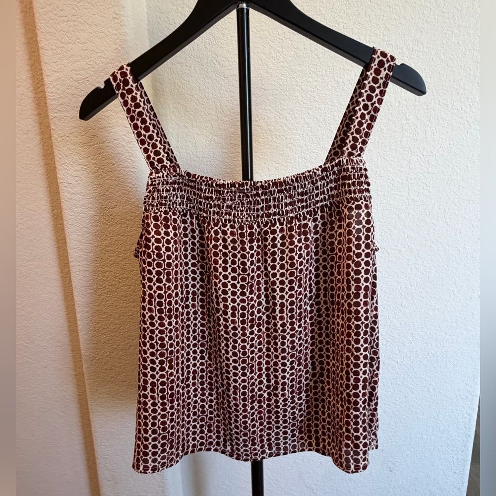 Evereve Burgundy and Cream Geo Smocked Strap Cami L
